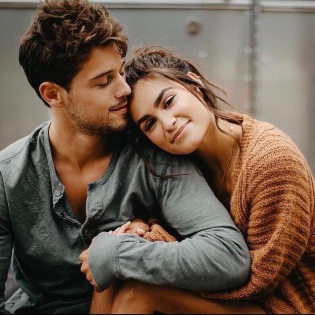 Imagem do Grupo de WhatsApp 💑𝗔𝗠𝗜𝗭𝗔𝗗𝗘𝗦 𝗕𝗔𝗧𝗘 𝗣𝗔𝗣𝗢 & 𝗣𝗔𝗤𝗨𝗘𝗥𝗔 ❤️‍🔥